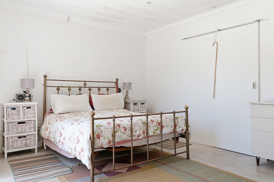 5 Bedroom Property for Sale in Myburgh Park Western Cape